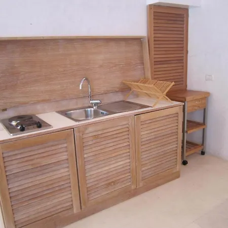 Spacious With Garden In * ונציה